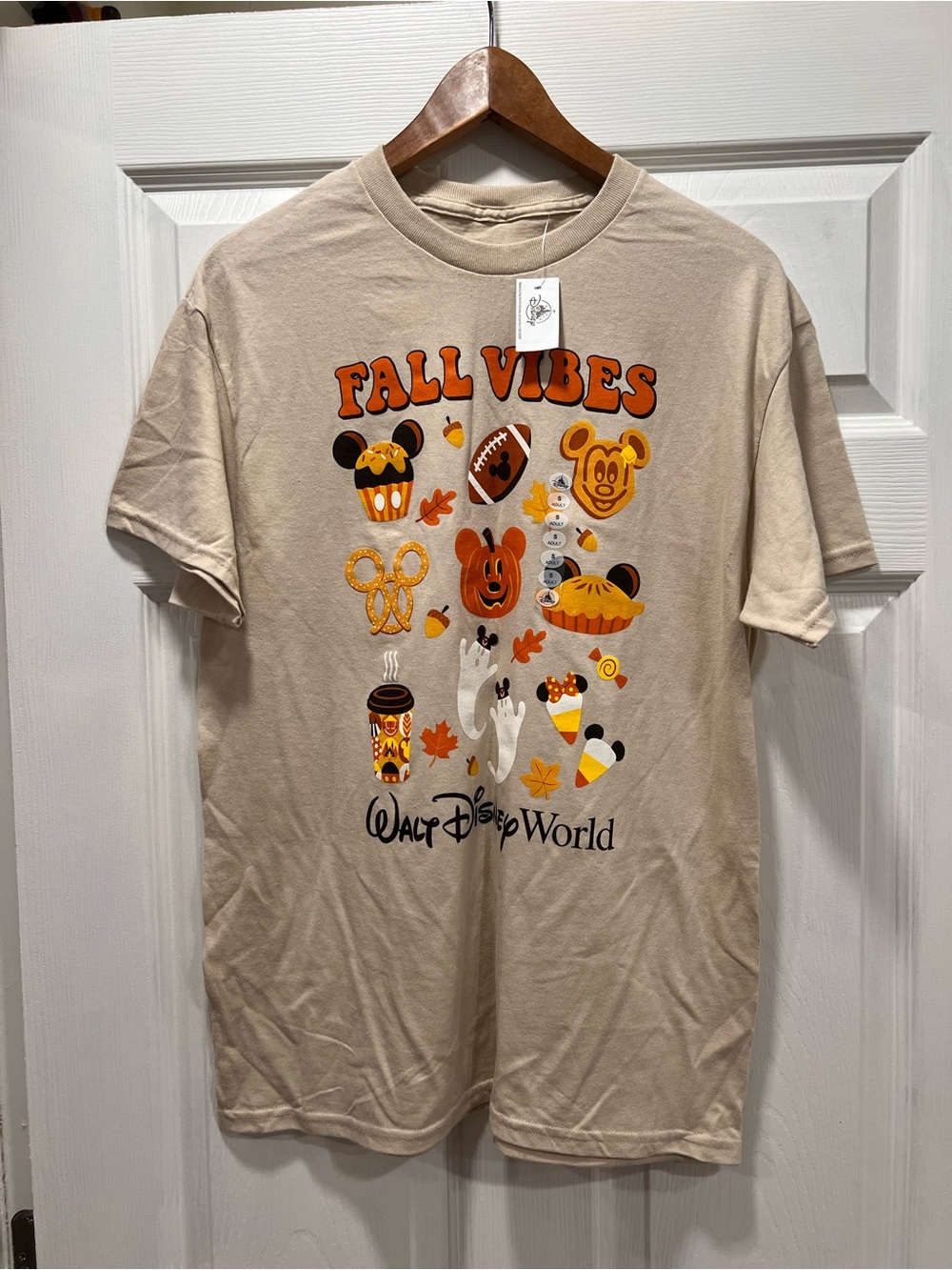 Disney "Fall Vibes" Graphic Tee - Beige/Orange